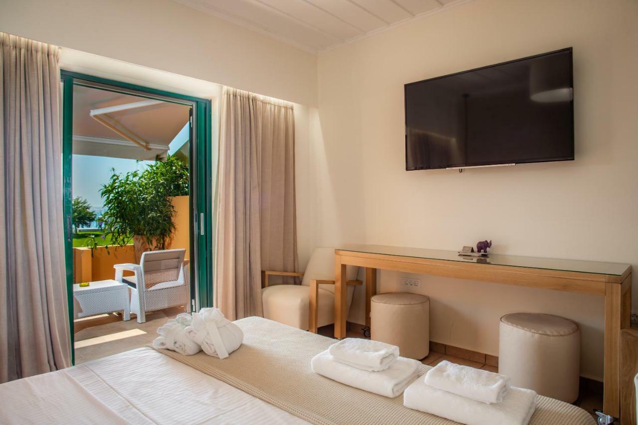 Ammos Sea Front Rooms - Adults Only Vasilikós Exterior foto